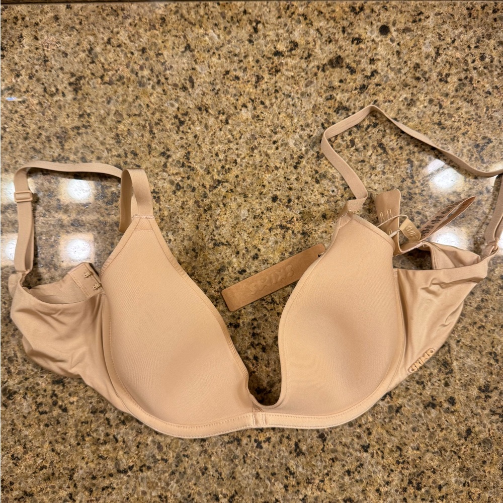 Skims Nude Bra